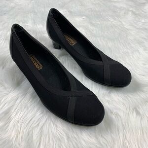 Munro‎ Somerset Women’s Black Fabric Pumps – Size 7